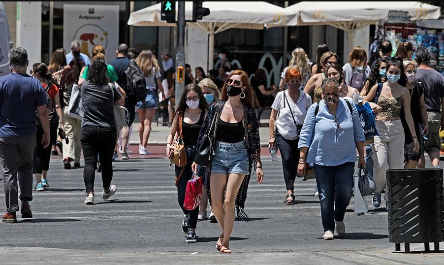 “Të vaksinuarit s’do të paguajnë për pjesën tjetër”, Greqia nuk të mbyllet pavarësisht rasteve në rritje
