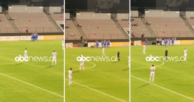 VIDEO/ Hedhje spektakolare e stjuartit të BBS, si u ndal tifozi që hyri në fushë gjatë Superkupës