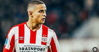 Castillejo “peng” i agjentëve, Juventusi tenton një talent të PSV-së