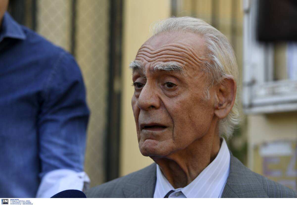 Vdes pas një sulmi në zemër ish-ministri grek