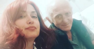 Këngëtarja e njohur shqiptare në zi, humb personin e dashur