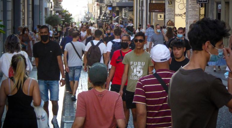 Mbi 1 mijë raste dhe 17 të vdekur nga Covid në Greqi