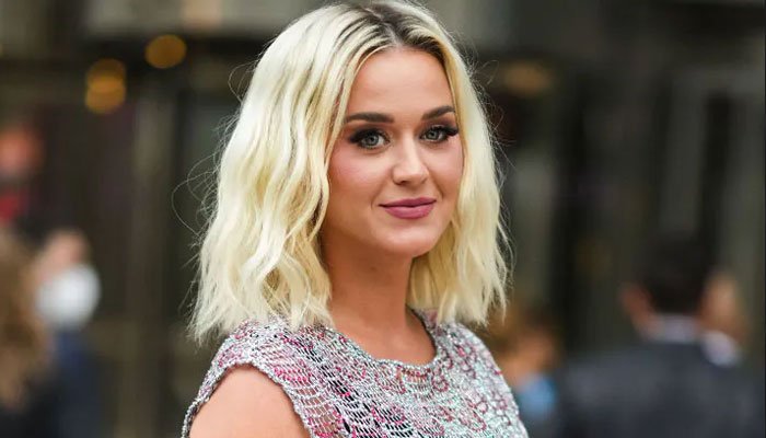 “Më thonë dukesh si Katy Perry”, këngëtarja e famshme rrëfen se njerëzit nuk e njohin në rrugë