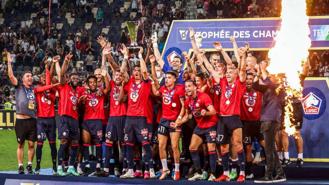 Lille thyen “mallkimin”, mposht PSG dhe ngre Superkupën për herë të parë