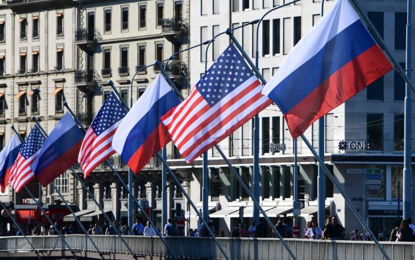 SHBA dhe Rusia diskutojnë për “stabilitetin strategjik”