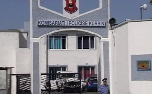 Kërcënoi me armë zjarri kushëririn, arrestohet 64-vjeçari në Kurbin