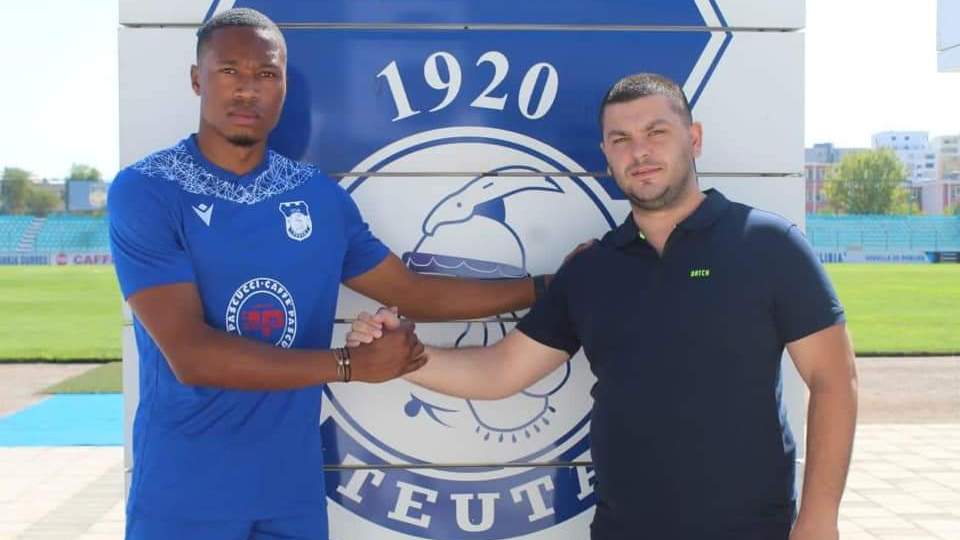 Zyrtare: Rinis merkato, Arsenio Valpoort nënshkruan me Teutën