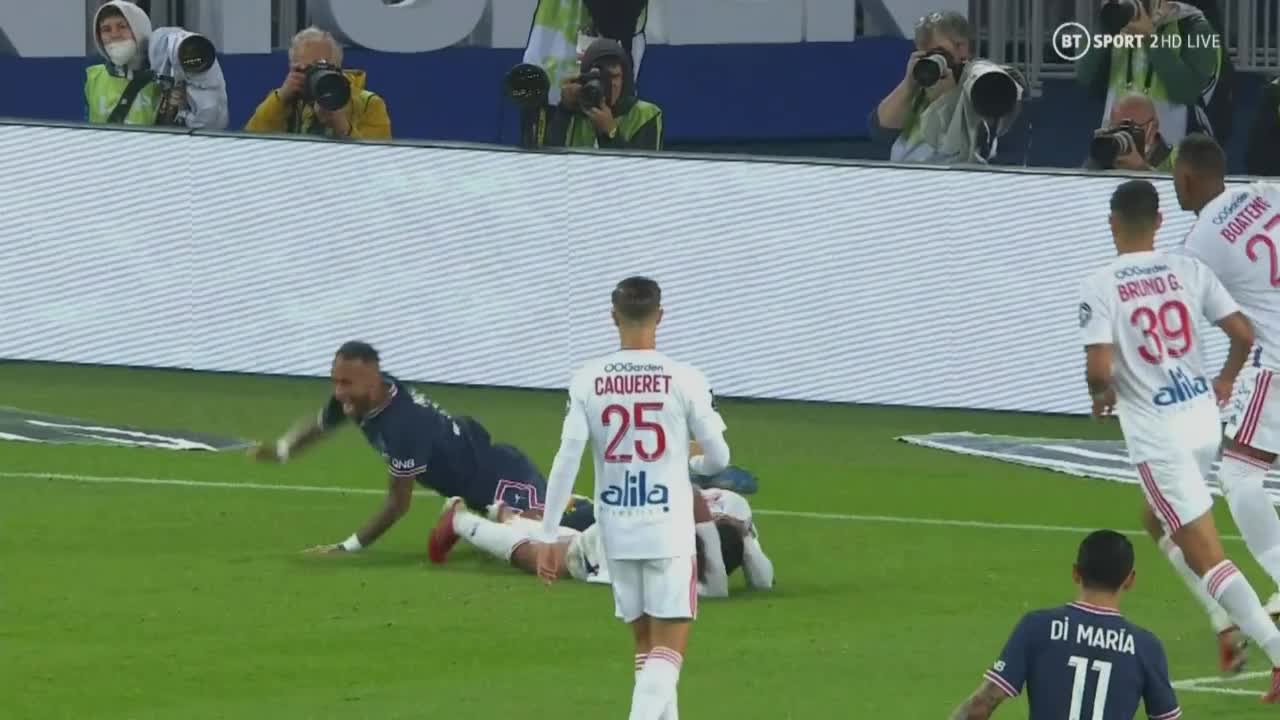 Neymar barazon shifrat, PSG rihap ndeshjen (VIDEO)