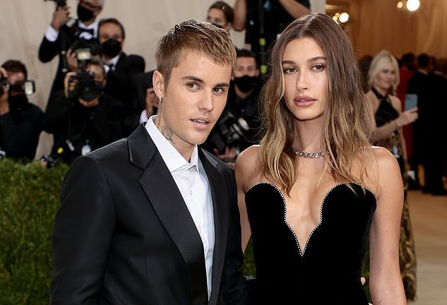 Hailey dhe Justin Bieber prindër për herë të parë? Si qëndron e vërteta