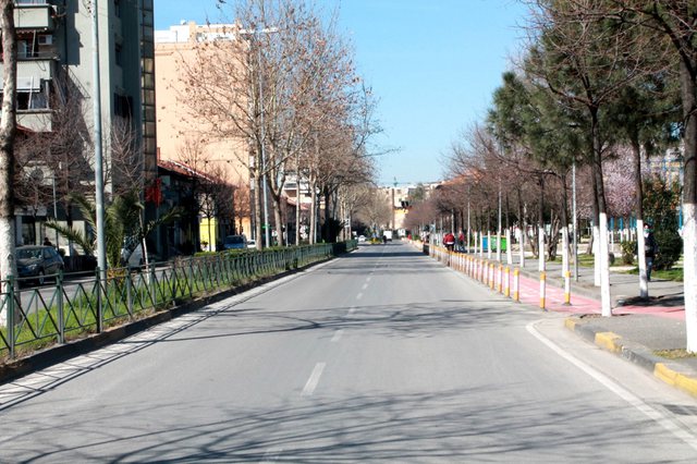 “Dita pa makina”, rrugët në Tiranë ku nuk lejohet qarkullimi deri në orën 14:00