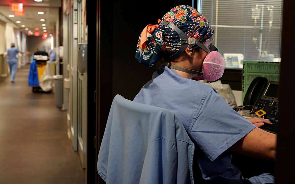 Mbi 2 mijë të infektuar nga Covid në Greqi, humbin jetën 38 persona