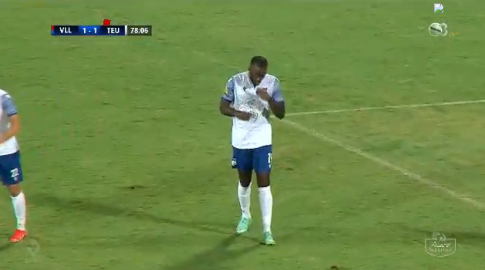 VIDEO/ Supergol me kokë, Teuta “trondit” Vllazninë në Shkodër