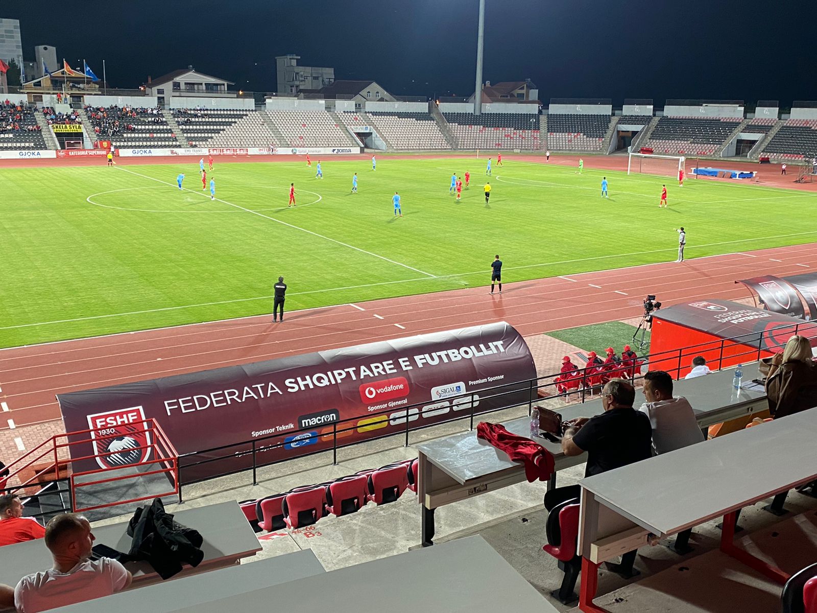 VIDEO/ Latifi “show” dhe gol i Da Silvas, Vllaznia “pickon” Partizanin në Elbasan