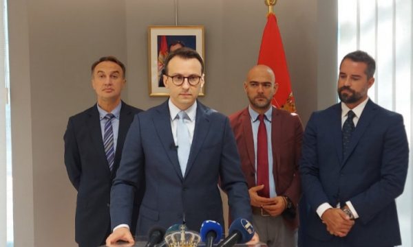 Mediat serbe: Më në fund qeveria e Kosovës e pranon që UÇK ka arkiva dhe që do t’i hapë ato