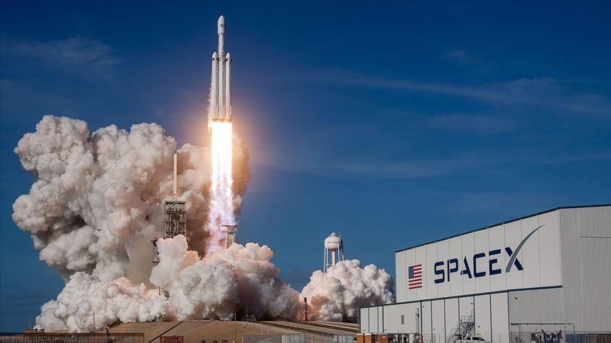 Për herë të parë në 60 vite, fluturimi i parë privat në hapësirë nga “SpaceX”