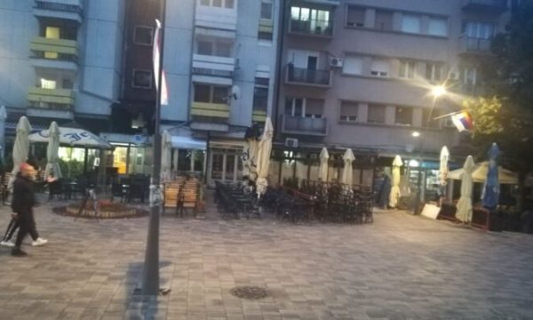 Reciprociteti për targat, serbët mbyllin kafenetë në Veri të Mitrovicës