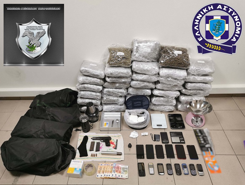 Kanabis, kokainë e armë, arrestohet shqiptari në Selanik dhe bashkëpunëtorja e tij moldave