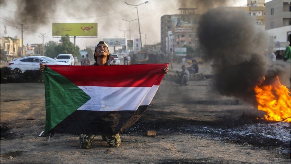 Banka Botërore pezullon ndihmën për Sudanin pas grushtit të shtetit