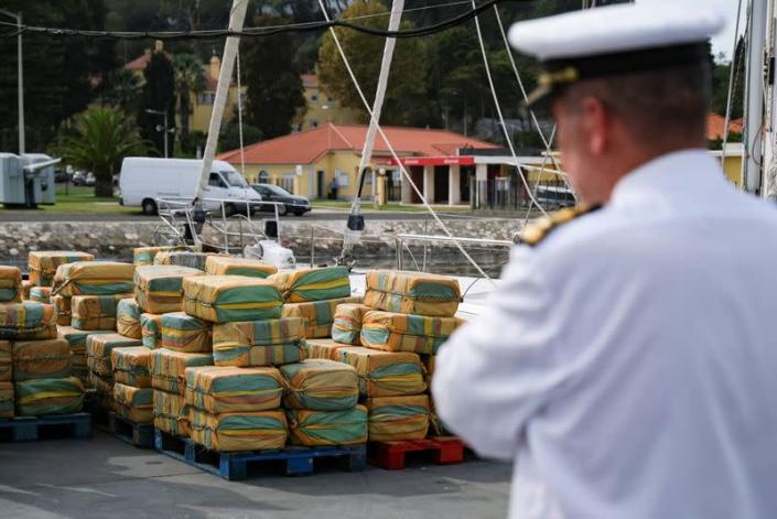 Kapen 5.2 ton kokainë, ishin fshehur në një anije me vela