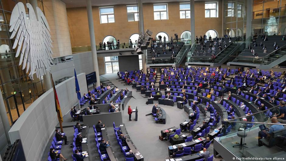 Seanca konstitutive e Bundestagut gjerman, gratë që drejtojnë
