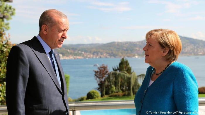 DW: Merkeli tek Erdogani, vetëm një mik i vërtetë është i sinqertë