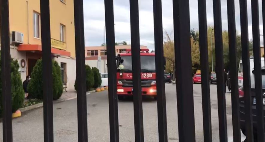 An electric cabin explodes in the Sanatorium