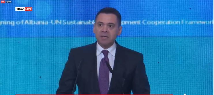 Ahmetaj: Kemi ulur varfërinë më shpejt se vendet e tjera, brenda 10 vitesh rinia s’do tentojë më të ikë