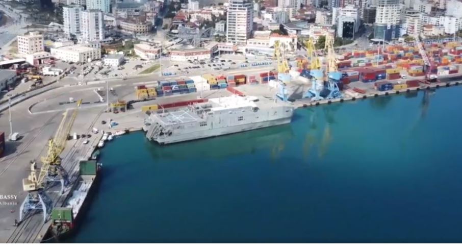 US Embassy releases footage: The moment when the powerful American ship anchors in Durres