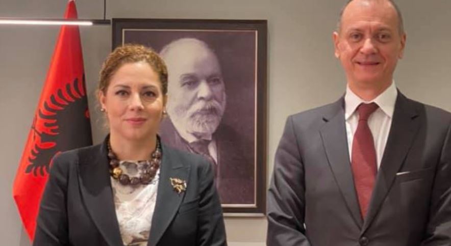 Xhaçka meets the Serbian ambassador: Friendly relations and recognition of Kosovo is key for the Balkans