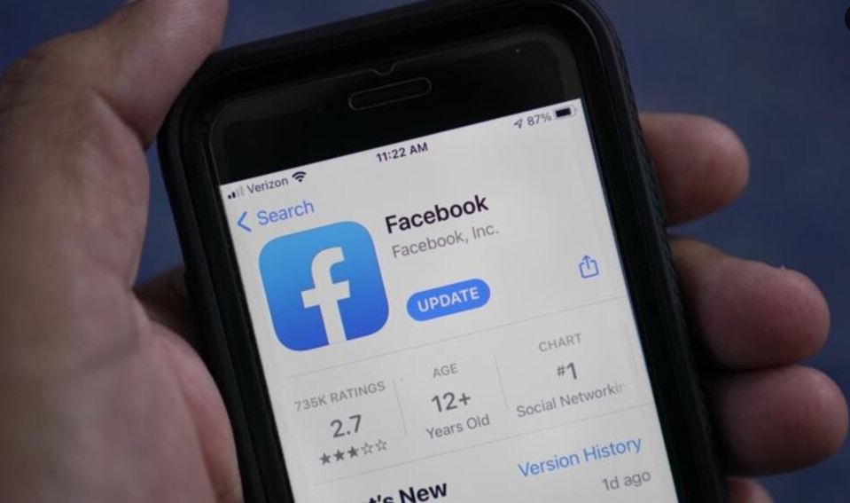 Pesë arsye se pse Facebook-u duhet të shqetësohet pas informacioneve të rrjedhura