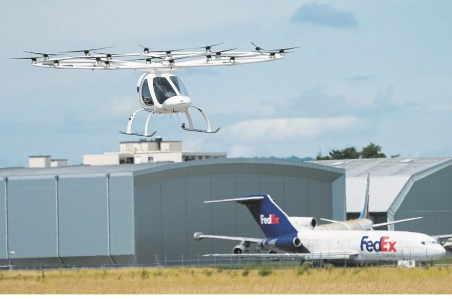 “Taksi fluturuese”, aeroportet italiane dhe franceze bashkojnë forcat për një formë të re transporti