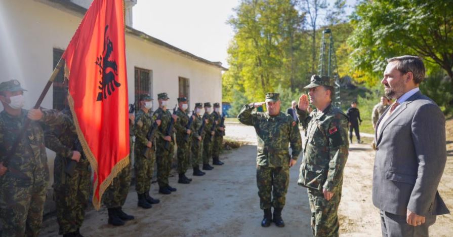 America “shields” the Albanian army
