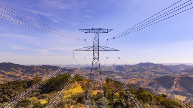 FTL hap sot ankand të ri për blerje energjie, çmimi në bursa 219 euro/MWh