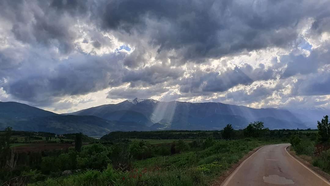 Nga jugu në veri, si parashikohet moti për ditën e sotme