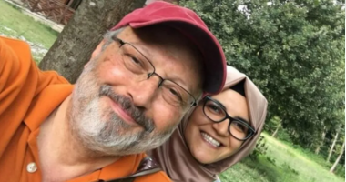 Arabët blenë Newcastle, gruaja e gazetarit: Jam zemërthyer nga shitja e klubit tek vrasësit e burrit tim