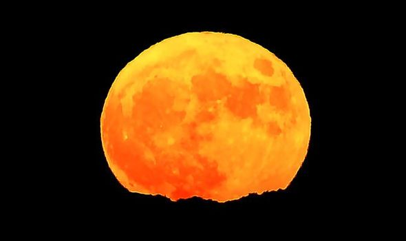 Sonte me sytë nga qielli, gjithçka që duhet të dini për Hënën e Gjuetarit