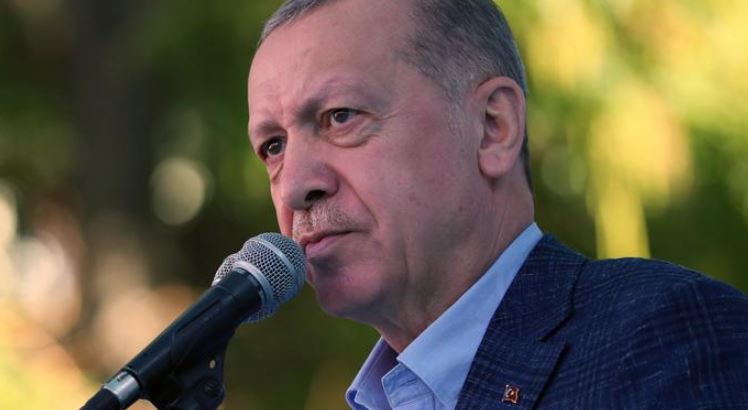 Erdogan tërhiqet nga vendimi për shpalljen non grata të ambasadorëve
