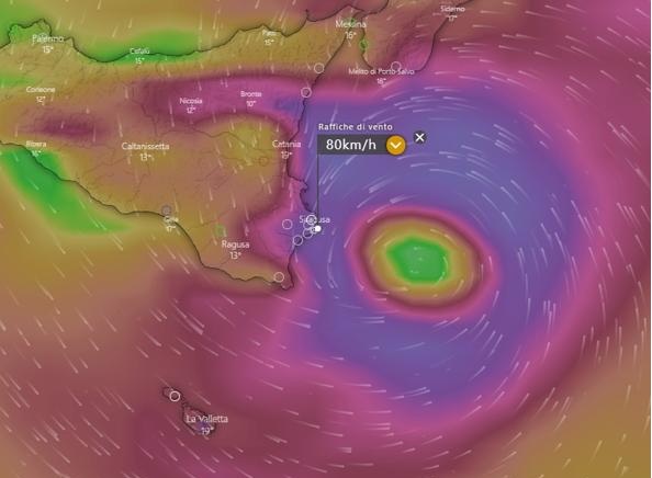 Alarm i kuq në Siçili, dallgë 4 metra dhe erë 100 km/h: Fenomeni i çuditshëm që goditi ishullin