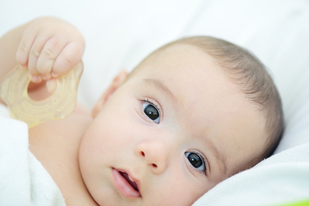 Sa ndikojnë tingujt e fortë  në trurin e foshnjës
