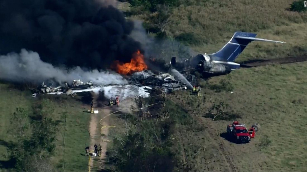 Rrëzohet avioni me 21 pasagjerë në SHBA