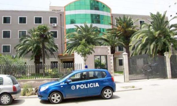 Përfituan 6 mln euro me firma fantazmë, arrestohen 7 administratorë në Durrës