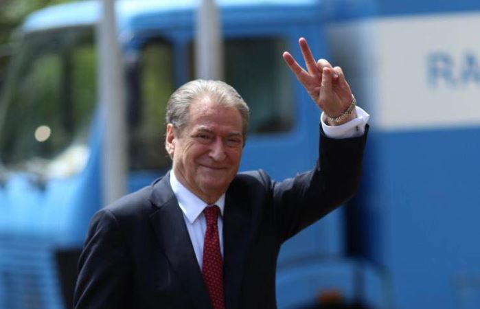 Meta telefonon Berishën, zbulon urimin e veçantë për ditëlindje