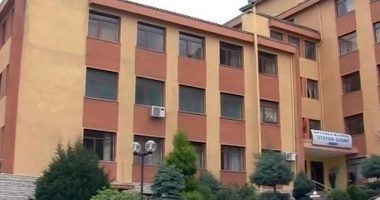 Dyshohet për helmim, fluks qytetarësh në spitalin e Krujës