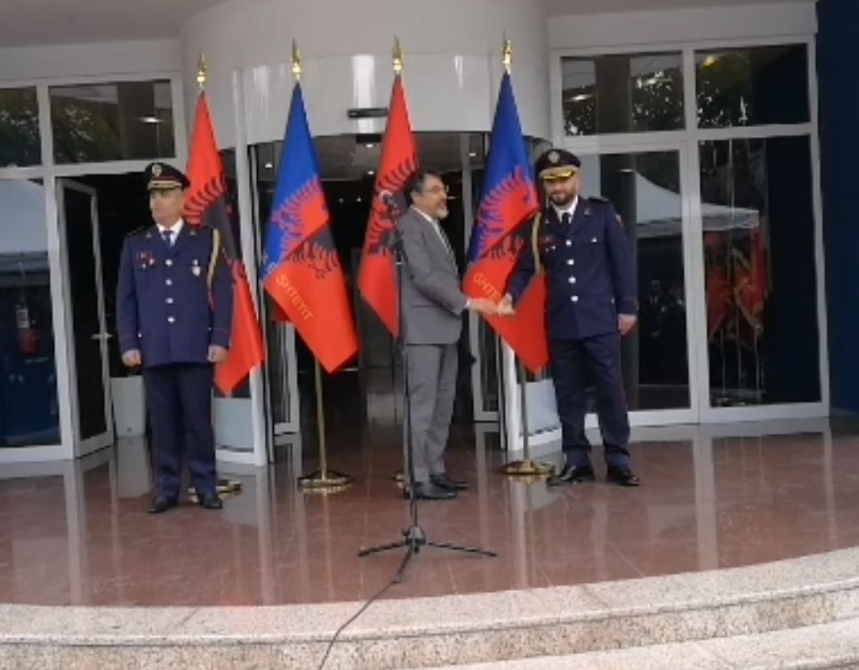 Veliu i lë stafetën Gledis Nanos, Çuçi: Do ta ketë shumë të vështirë punën