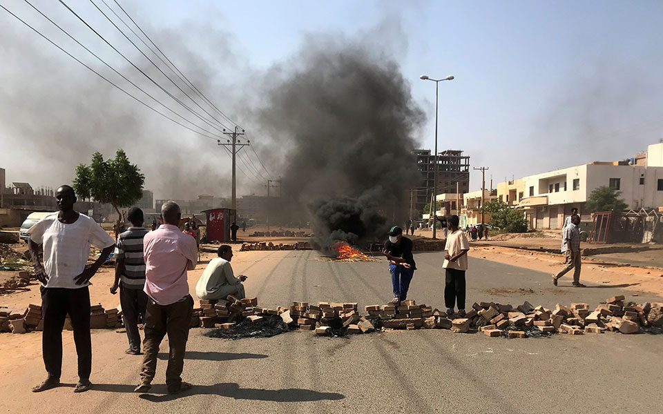 Grusht shteti në Sudan, OKB apel ushtrisë: Tregoni vetëpërmbajtje në protestat e nesërme