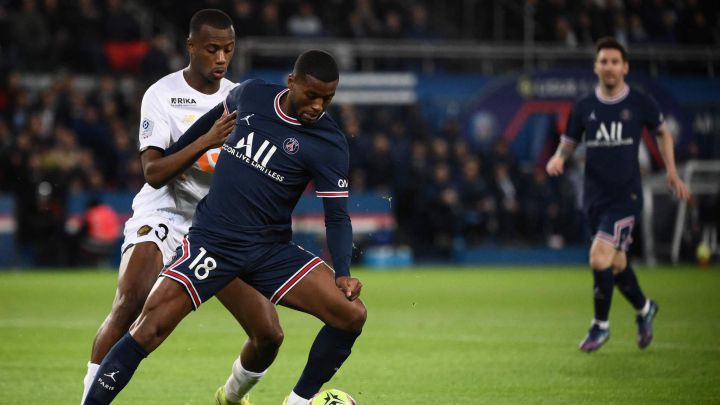 PSG nuk ka durim për Wijnaldum, po kërkon për zëvendësuesin