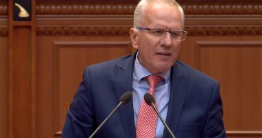 Nga mbetjet, Veliera e Porti, Xhaferaj-mazhorancës: Keni vjedhur potencialin e Durrësit për interesat tuaja