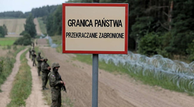 Kriza e emigrantëve, Polonia do të ndërtojë një mur në kufirin me Bjellorusinë