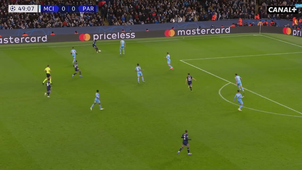 VIDEO/ Mbappe “gjunjëzon” Man City (VIDEO)