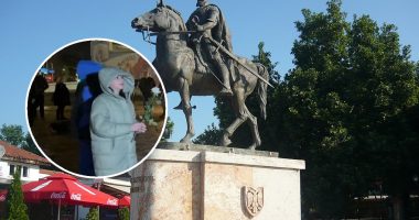 Lule të bardha në sheshin “Skënderbeu” në Shkup, në nder të viktimave të tragjedisë në Bullgari